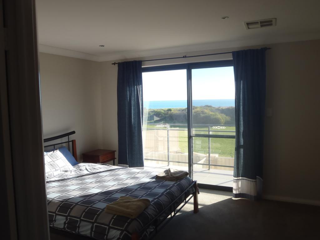 Port Denison Beach Resort 객실 사진