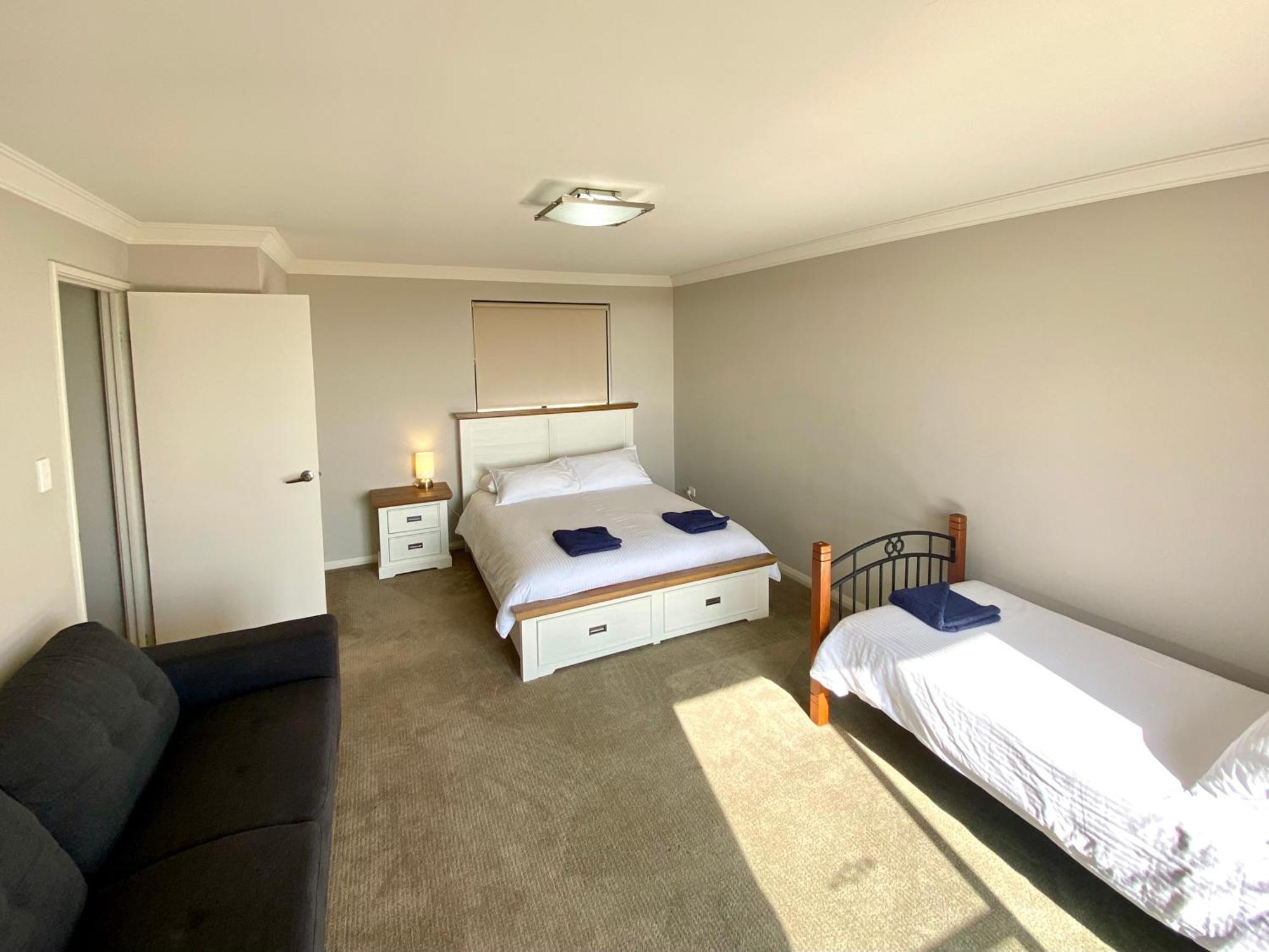 Port Denison Beach Resort 외부 사진