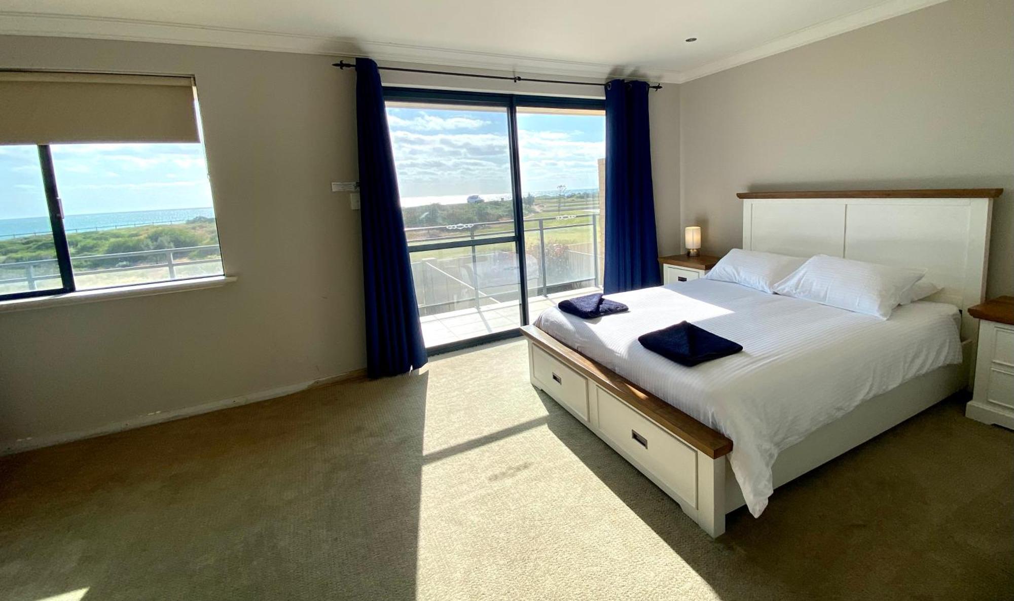Port Denison Beach Resort 외부 사진