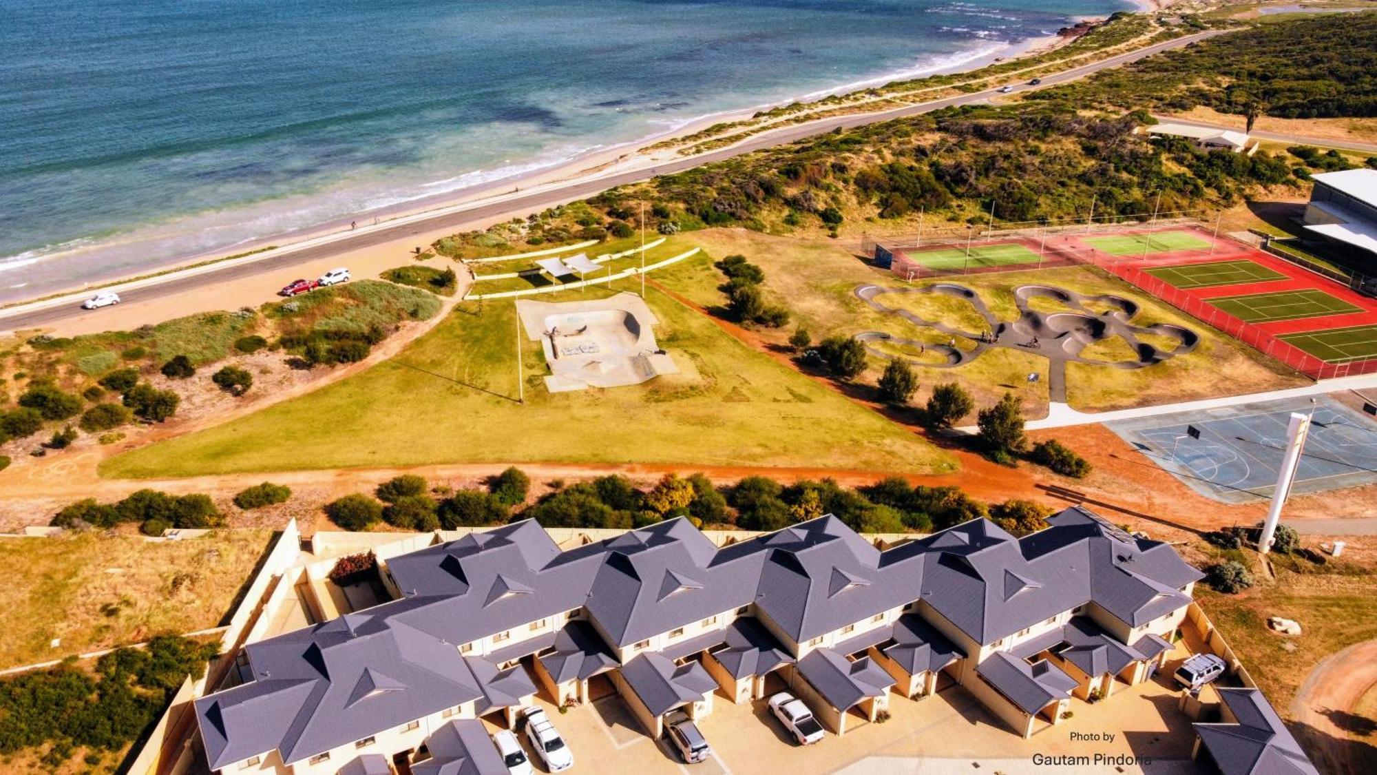 Port Denison Beach Resort 외부 사진