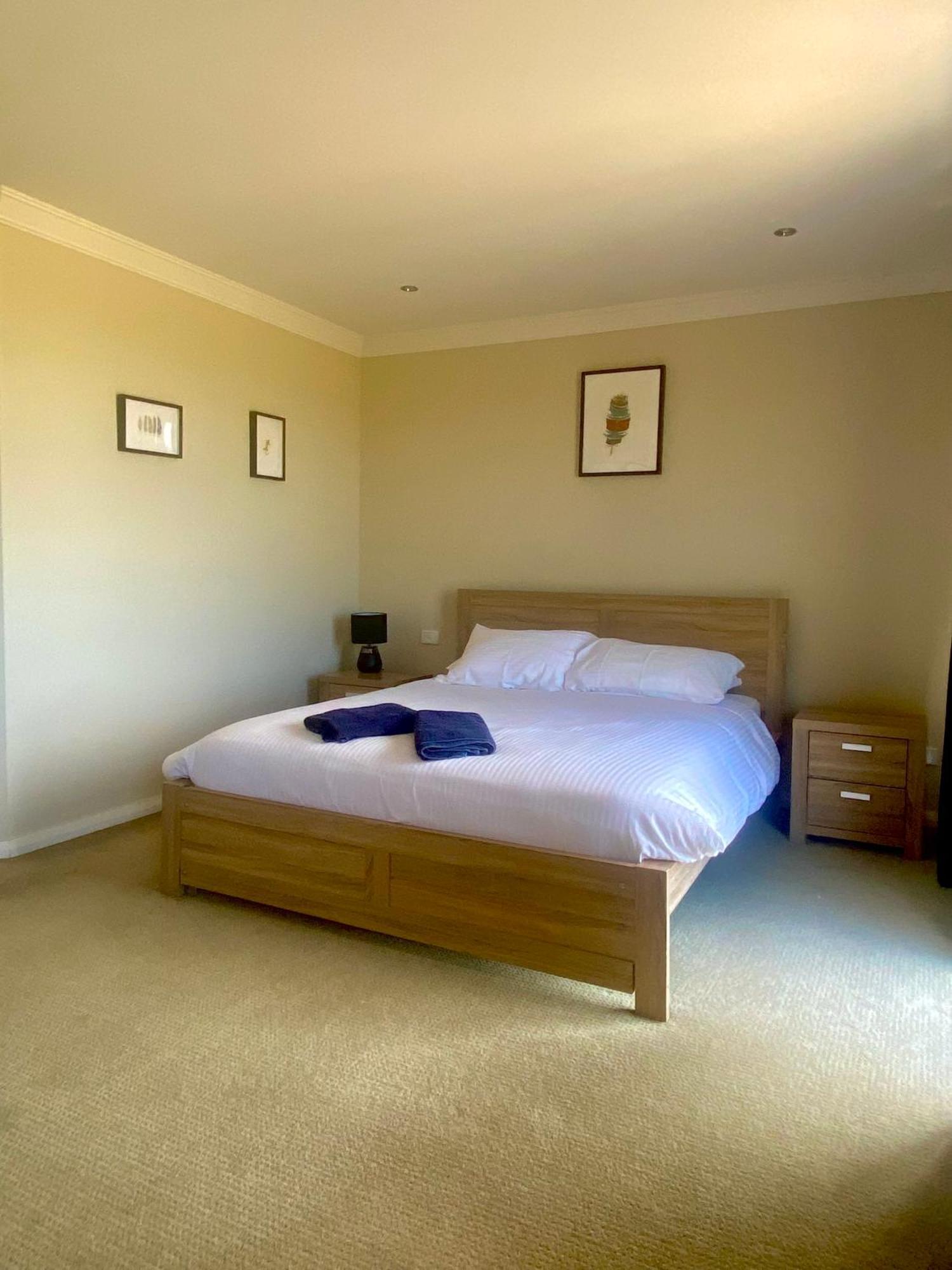 Port Denison Beach Resort 외부 사진